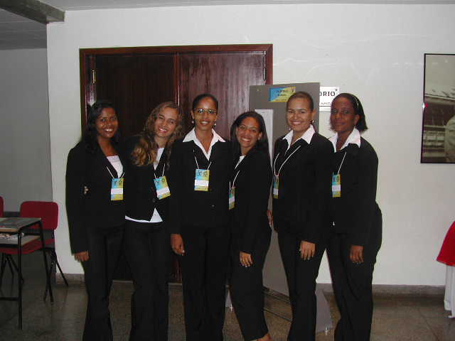 Recepcionistas do evento